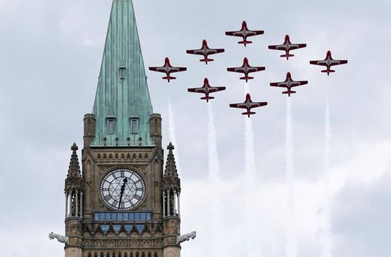 TT Justin Trudeau nhay het minh trong ngay Quoc Khanh Canada-Hinh-10